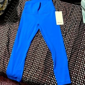 Women’s blue align HR crop 21” legging